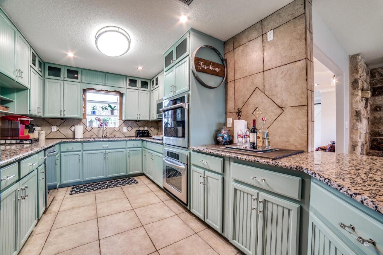 5 Bdrm Home On 2 Acres Mins To Wineries Private Heated Pool And Hot Tub Джонсън Сити Екстериор снимка